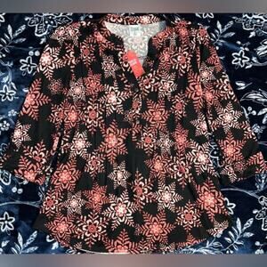 NWT! Magical Season Snowflake Tunic